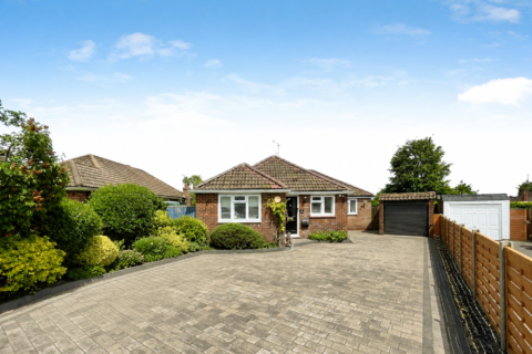 Abbott Close, Basingstoke, RG22